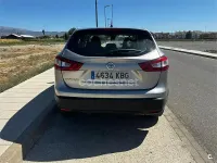 Usado Nissan Qashqai Acenta 110 CV (80 kW) 2017 Gris / plata SUV