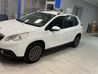 Usado Peugeot 2008 Style 100 CV (73 kW) 2015 Blanco SUV