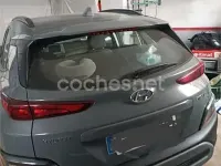 Usado Hyundai Kona 120 CV (88 kW) 2021 Gris / plata SUV