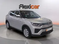 Usado SsangYong Tivoli 128 CV (94 kW) 2021 Gris SUV