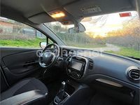 Usado Renault Captur LIMITED 120 HP (88 kW) 2017 Bege SUV