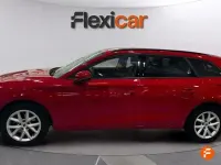 Usado Seat Leon Style 130 CV (95 kW) 2021 Rojo