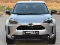 Usado Toyota Yaris Cross Style 116 CV (85 kW) 2022 Gris / plata SUV