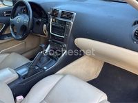 Usado Lexus IS220d Luxury Line 177 CV (130 kW) 2008 Gris / plata Berlina