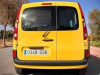 Usado Renault Kangoo 105 CV (77 kW) 2010 Amarillo Monovolumen