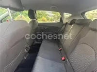 Usado Seat Leon ST Style 122 CV (89 kW) 2013 Rojo Familiar