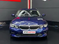 Usado BMW 318 150 CV (110 kW) 2019 Azul Berlina