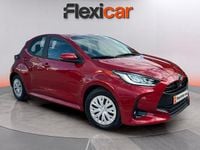 Usado Toyota Yaris Hybrid Style 116 CV (85 kW) 2022 Burdeos Utilitario