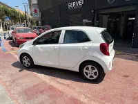 Usado Kia Picanto Plus 67 CV (49 kW) 2018 Blanco Utilitario