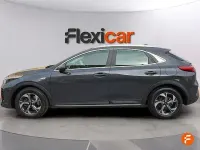 Usado Kia XCeed 100 HP (73 kW) 2024 Cinzento SUV