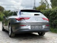 Usado Mercedes CLA200 Shooting Brake 136 CV (100 kW) 2019 Gris / plata Familiar