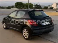 Usado Peugeot 207 75 CV (55 kW) 2007 Negro Berlina