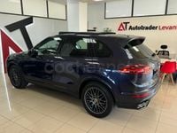 Usado Porsche Cayenne Platinum Edition 262 CV (192 kW) 2017 Violeta / lila SUV