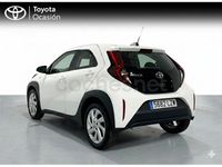 Usado Toyota Aygo X Play 72 CV (52 kW) 2022 Blanco SUV