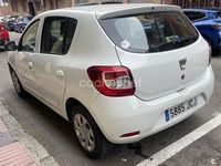 Usado Dacia Sandero Ambiance 75 CV (55 kW) 2015 Blanco Berlina