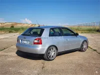 Usado Audi A3 Attraction 130 CV (95 kW) 2002 Gris / plata Utilitario