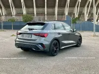Usado Audi A3 Sportback Ambiente 150 CV (110 kW) 2025 Gris Utilitario