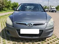 Usado Hyundai i30 Classic 109 CV (80 kW) 2010 Gris / plata Berlina