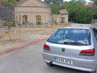 Usado Peugeot 306 71 CV (52 kW) 2001 Gris / plata Berlina