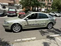Usado Renault Laguna II Dynamique 140 CV (102 kW) 2002 Beige Berlina