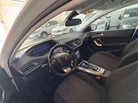 Usado Peugeot 308 SW Active 131 CV (96 kW) 2021 Blanco Familiar
