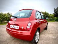 Usado Nissan Micra 80 CV (58 kW) 2009 Granate Berlina