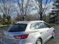 Usado Seat Leon ST Reference 115 CV (84 kW) 2018 Gris / plata Familiar