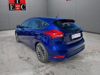 Usado Ford Focus ST-Line 125 CV (91 kW) 2017 Azul Berlina