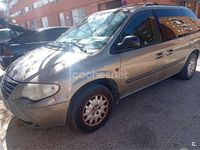 Usado Chrysler Voyager 140 CV (102 kW) 2005 Beige Monovolumen