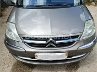 Usado Citroën C8 Exclusive 138 CV (101 kW) 2008 Beige Monovolumen