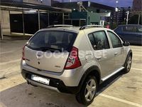 Usado Dacia Sandero Stepway 90 HP (66 kW) 2012 Cinzento Sedan