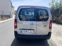 Usado Citroën Berlingo Shine 130 CV (95 kW) 2020 Gris / plata Monovolumen