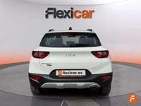 Usado Kia Stonic 101 CV (74 kW) 2022 Blanco SUV