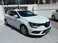 Usado Renault Mégane Business 115 CV (84 kW) 2020 Blanco Berlina