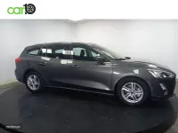 Usado Ford Focus Trend 100 CV (73 kW) 2019 Gris Familiar