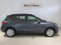 Usado Seat Arona Style Plus 110 CV (80 kW) 2022 Gris SUV