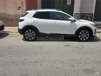 Usado Kia Stonic 115 CV (84 kW) 2020 Blanco SUV