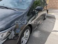 Usado Toyota Corolla Active 122 CV (89 kW) 2022 Negro Berlina