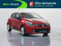 Usado Renault Clio LIMITED 73 CV (53 kW) 2016 Rojo Utilitario
