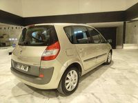 Usado Renault Scénic II Privilege 106 CV (77 kW) 2007 Beige Monovolumen