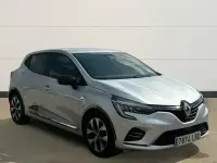 Usado Renault Clio LIMITED 90 CV (66 kW) 2021 Gris Utilitario
