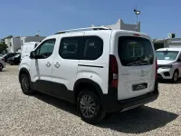 Usado Peugeot Rifter Active 102 CV (75 kW) 2022 Blanco Monovolumen