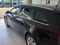Usado Opel Insignia 101 CV (74 kW) 2017 Burdeos Familiar