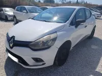 Usado Renault Clio Authentique 75 CV (55 kW) 2015 Blanco Utilitario