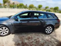 Usado Opel Insignia Selective 136 CV (100 kW) 2017 Negro Familiar