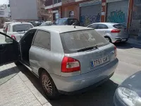 Usado Audi A3 Ambition 102 CV (75 kW) 2002 Azul Utilitario