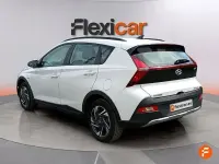 Usado Hyundai Bayon 100 CV (73 kW) 2023 Blanco SUV