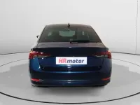 Usado Skoda Octavia Style 204 CV (150 kW) 2022 Azul Utilitario