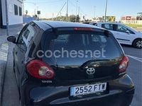 Usado Toyota Aygo 68 CV (50 kW) 2007 Negro Utilitario