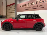 Usado Mini Cooper D 116 CV (85 kW) 2017 Rojo Utilitario